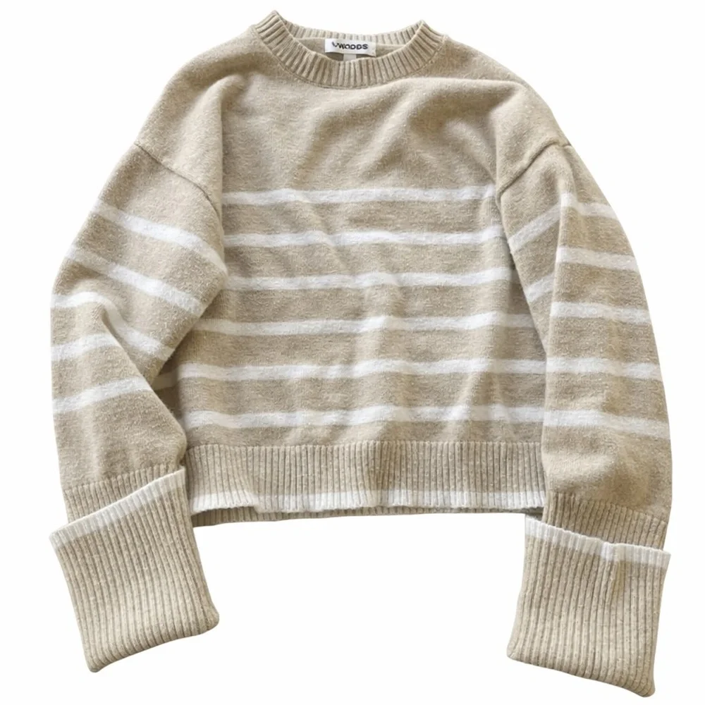 Vigoss Women's Beige Striped Crew Neck Sweater